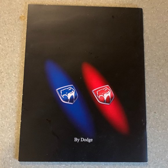 Dodge Viper Mint Condition Sales Catalog - Picture 2 of 6